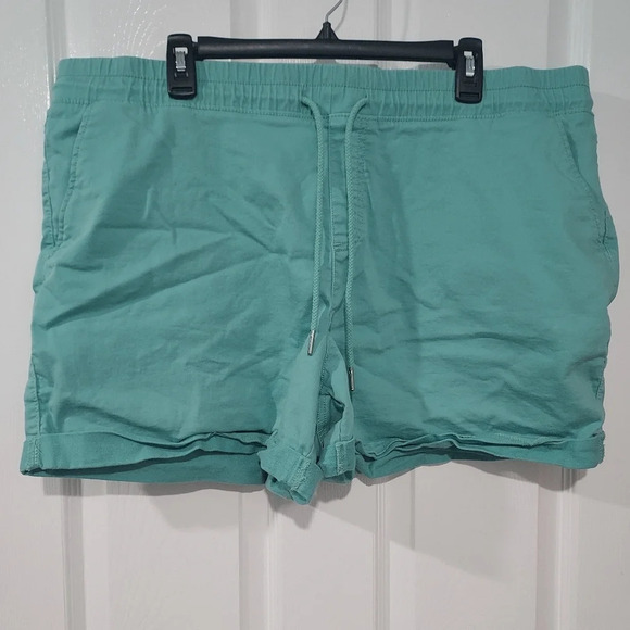 Time and Tru Mint Green Pull On Knit Cuffed Shorts in SIze XXL (20) - Picture 1 of 11